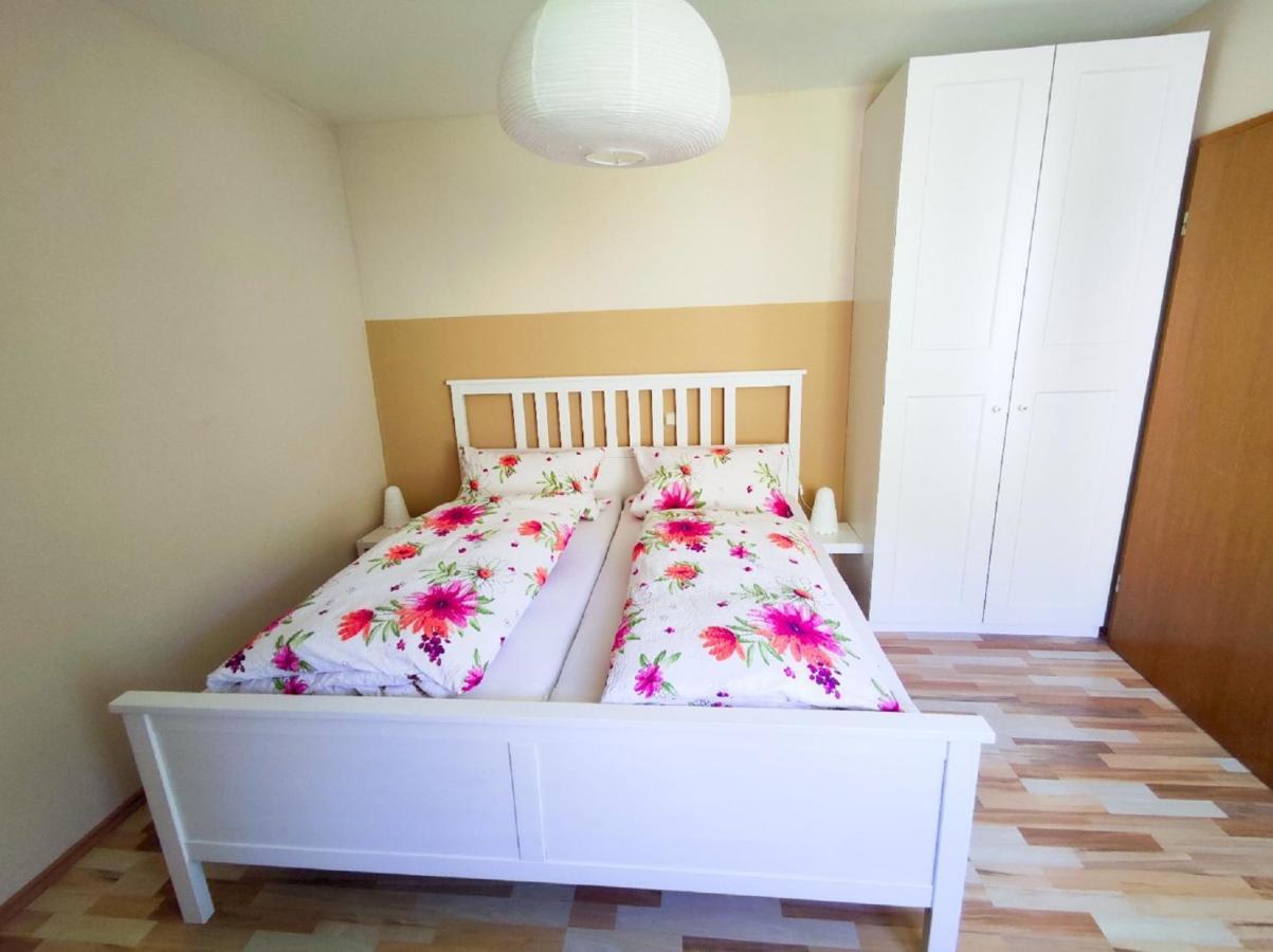 Herrnmuehle - Pension & Ferienwohnungen Rothenburg ob der Tauber Luaran gambar