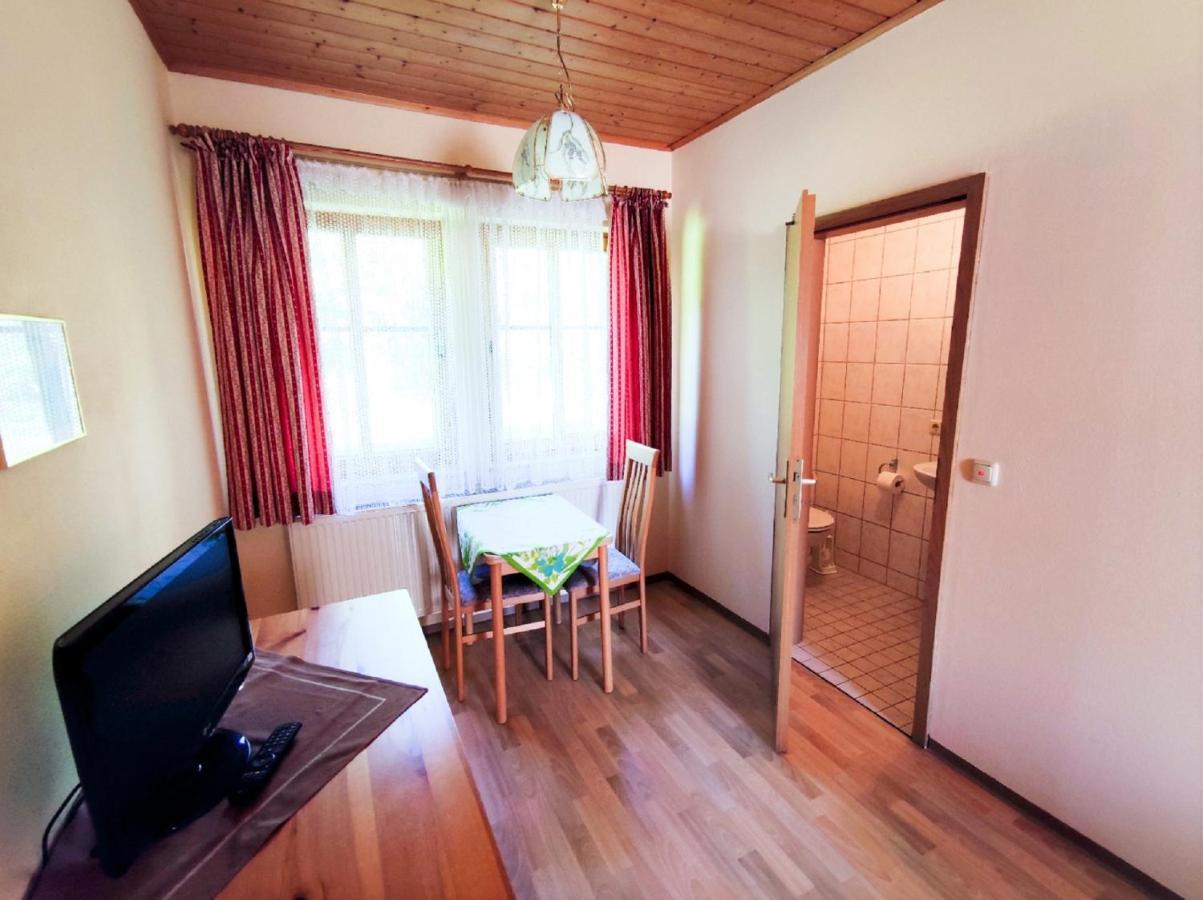 Herrnmuehle - Pension & Ferienwohnungen Rothenburg ob der Tauber Luaran gambar