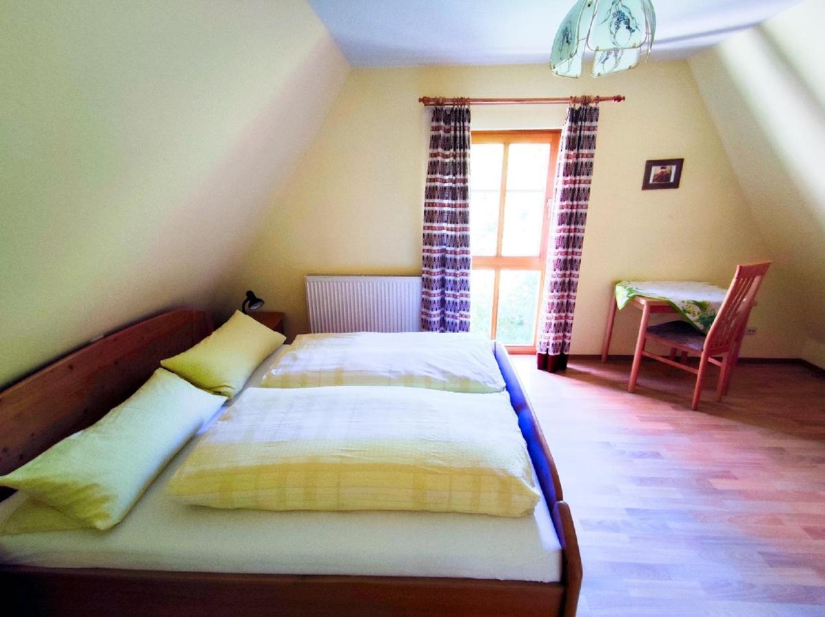 Herrnmuehle - Pension & Ferienwohnungen Rothenburg ob der Tauber Luaran gambar